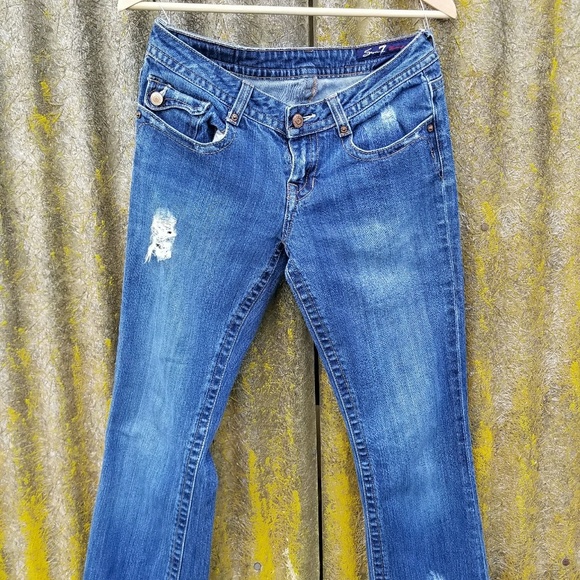 Seven7 Denim Jeans - Picture 8 of 8